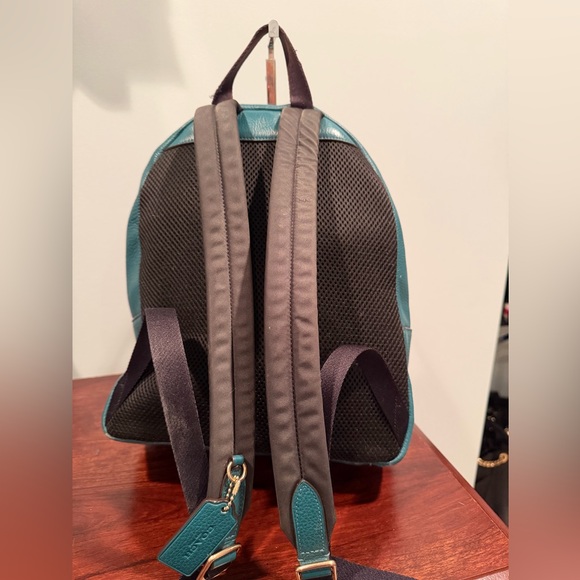 diabetes mini backpack ThisDiabetic Diabetic Supply Bag Travel Organizer for Insulin vials, Test Strips, Glucose Meter, Needles and other Equipment, Adorable Design - 5 x 6 x 3 inches and protected without sacrificing Colour:Techno Granite ogio E Kamakani Hou |